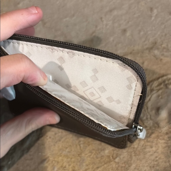 Thirty-One Chestnut Card Holder - Picture 4 of 4